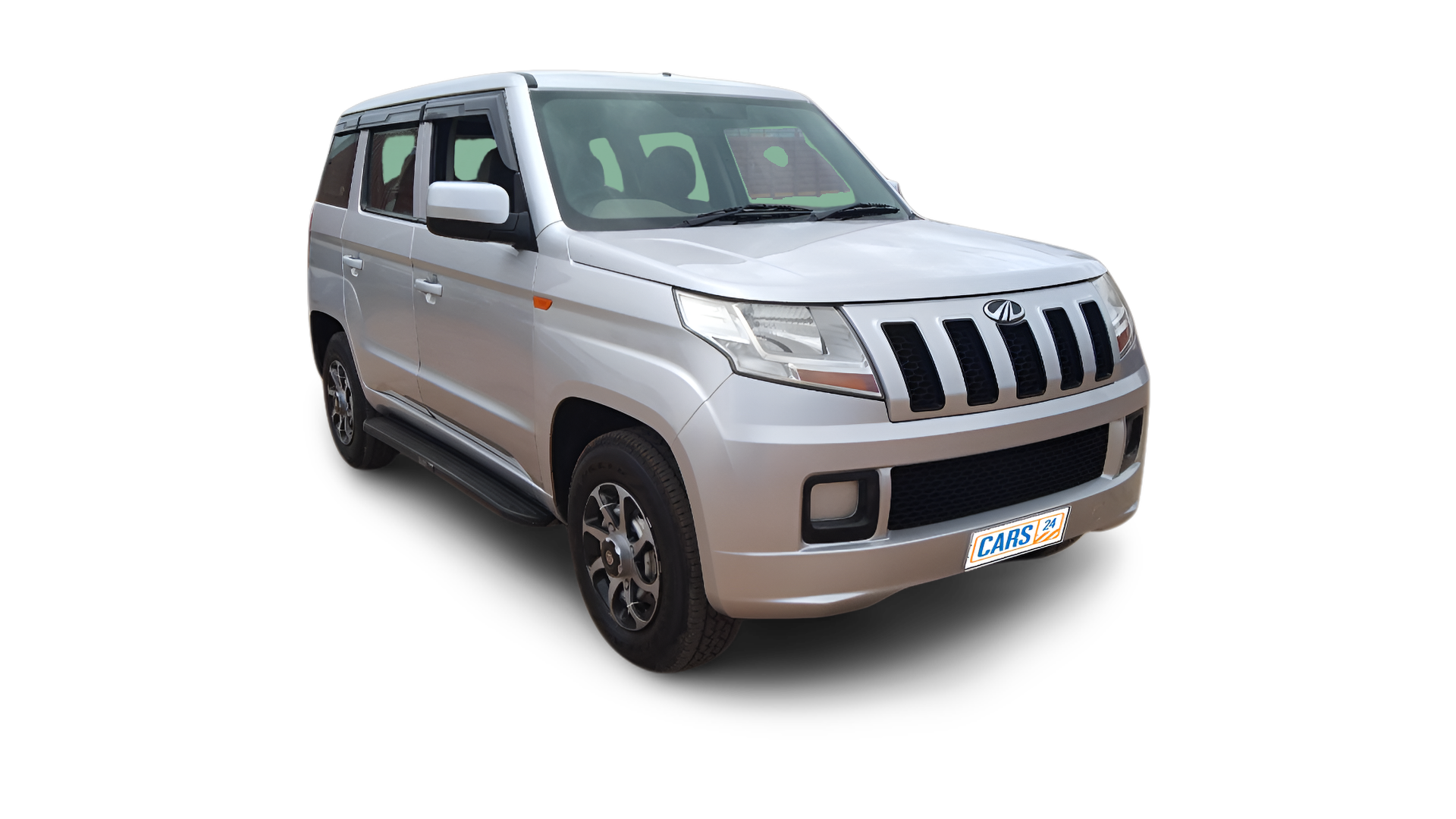 Mahindra TUV300-img